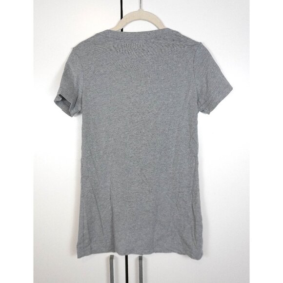 Out of Print "Midsummer Night's Dream" V-Neck T-Shirt in Grey. - Picture 8 of 8